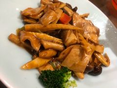 -窄巷子陕菜馆·地道陕西菜(粉巷店)