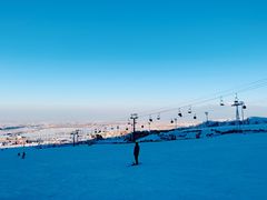-丝绸之路山地度假区滑雪场