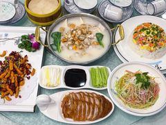 -六和聚传统烤鸭.天津菜(和平店)