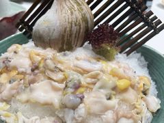 -红鼎豆捞·非遗鲍皇汤火锅(宝丰路店)