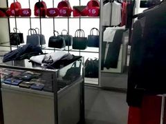 -GIORGIO ARMANI(燕莎奥特莱斯购物中心店)