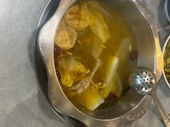-光头药膳鸡(莱茵小镇店)