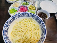 -老北京炸酱面大王.铜锅涮肉(朝阳门店)