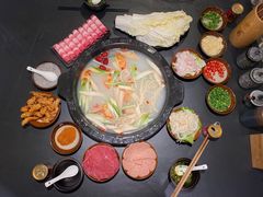 -老酉火锅(阳明古镇店)
