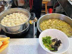 -老滕家过桥米线(金鱼胡同店)