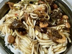 -灵山卢梅燕粉店