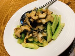 -新海渔港·胶东海鲜家常菜·家宴(奥体中心店)