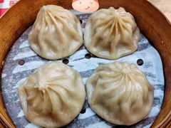 香辣牛肉汤包-老盛昌(聚丰园店)