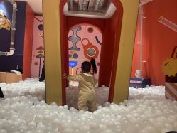 -奈尔宝·儿童乐园·亲子餐厅(长沙运达汇店)