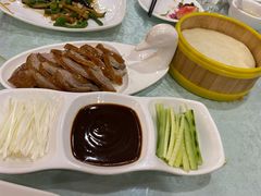 -六和聚传统烤鸭.天津菜(和平店)
