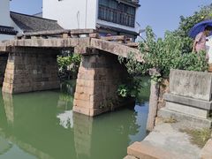 -丝绸小镇荻港古村