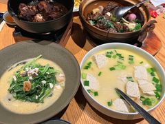 -荣小馆(杭州大厦店)