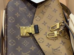 -聚云奢二手奢侈品黄金手表包包回收·中古店(上海店)