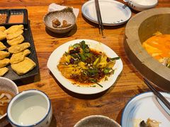 -滇香肴·云南菜蒸汽石锅鱼(云南北路店)
