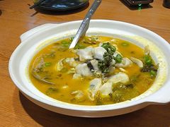 -海派美食·家宴海鲜青岛菜·石锅鲽鱼头(东方城店)