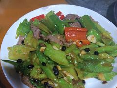 -河边农庄