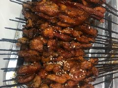 -马克力木手抓炕锅烤羊肉(盐湖一小区店)