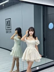 -单色舞蹈