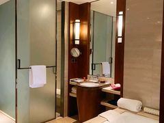 -西双版纳融创皇冠假日度假酒店