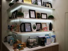 -维乐口腔(美维云门诊陆家嘴店)