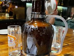 德国黄啤-1886德国汽车餐厅(外滩十六铺码头店)