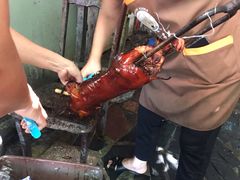 -黄记四更烤乳猪店