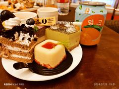 -云冈建国宾馆·自助餐厅