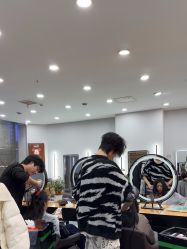 -藤野造型烫染·漂发
