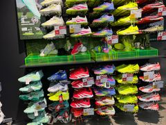 -迪卡侬(西三旗店)