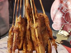 -何师烧烤·小龙虾·江湖川菜·精酿啤酒(中铁西城店)