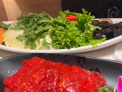 -老牌坊云南鱼豆花火锅(哈西万达店)