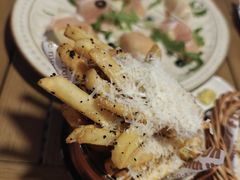 -弗兰克牛排西餐厅 Galla R By Ribone(上海首店)
