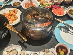 -雍容荟帝王蟹活龙虾展台自助(IFS黑金店)