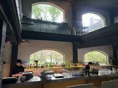 -穹六人间 people 6(岳阳路店)