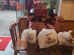 -老鼎万春卤菜(五代传承创始老店)