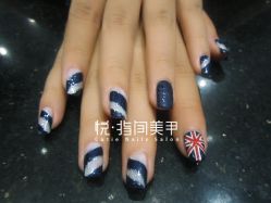 33 072---------悦指间美甲美睫