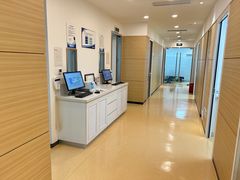 -瑞尔齿科(上海长风大悦城店)