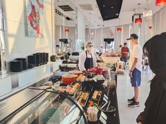 -彩虹云霄酒店75层国际自助餐