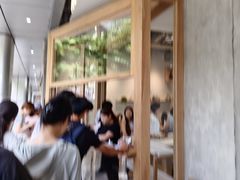 -喜茶(上海打浦桥日月光gelato lab+店)