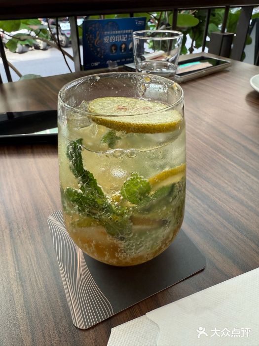湛卢咖啡(大安馆店)图片