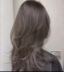 -十六番发型师事务所