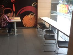 -麦当劳(七宝乐购店)
