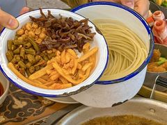 -顶上头·螺蛳火锅(五一新村店)