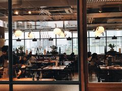 -ROAST coffee & eatery