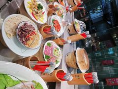 -湘西小馆(滨河路店)