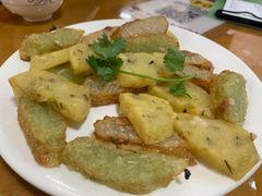 -正宗普宁豆干坊·洪记砂锅粥(红领巾路店)