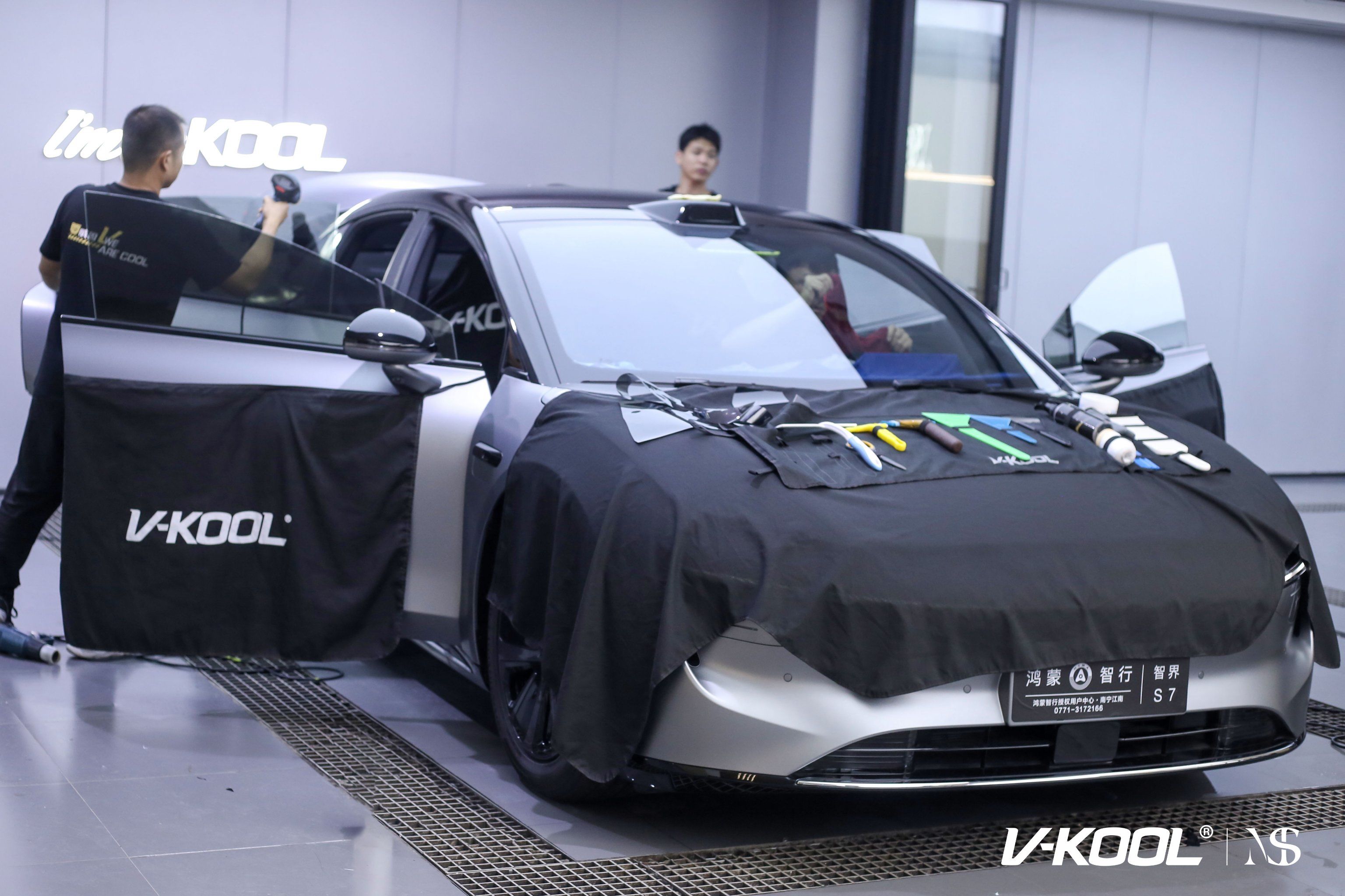 专业级车膜贴法超满意!智界s7 威固隔热膜