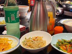 -川流不息·地道川菜·小龙虾(新松江路店)