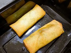 雪菜黄鱼春卷-南小蟹手工點心(三里屯店)