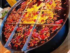 -白乐天毛肚火锅馆(解放碑店)